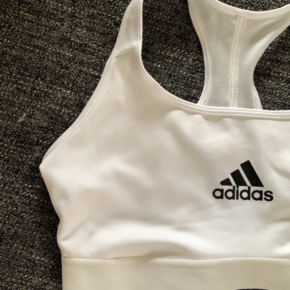 Women’s medium Adidas sports bra - Picture 3 of 12